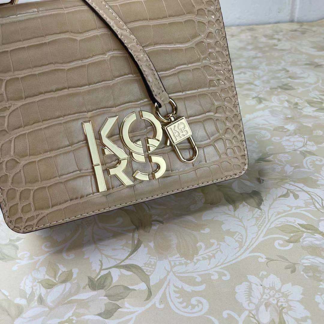 MICHAEL KORS 35T1GKSF5E Small Crocodile Embossed Convertible Crossbody Bag In Buff MICHAEL KORS 35T1GKSF5E Small Crocodile Embossed Convertible Crossbody Bag In Buff